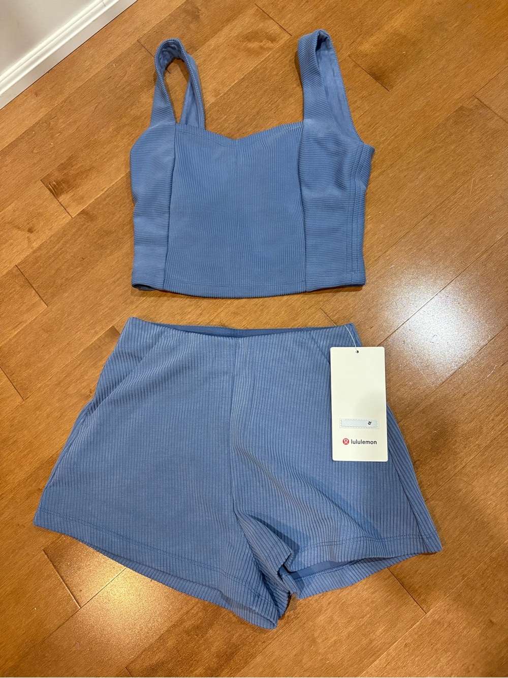 Lululemon • Matching Ribbed Softstreme set • Size XS